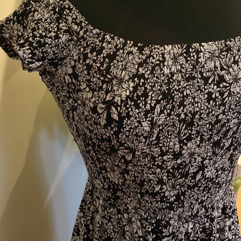 Floral Maxi Dress with slits at front - Picture 5 of 7